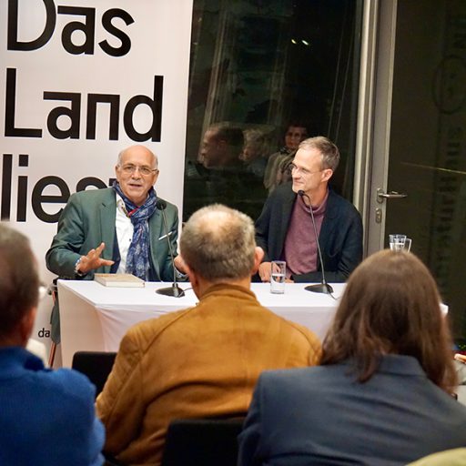 24.	WAIDHOFEN an der Ybbs: Alfred Komarek: Die Äußerlichkeiten sind also vom Tisch. Gerhard Ruiss, Helmut Neundlinger