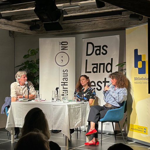 3.	ST. PÖLTEN: Gesellschaftliche Verhältnisse. Birgit Birnbacher, Meral Kureyshi; Moderation: Stefan Gmünder